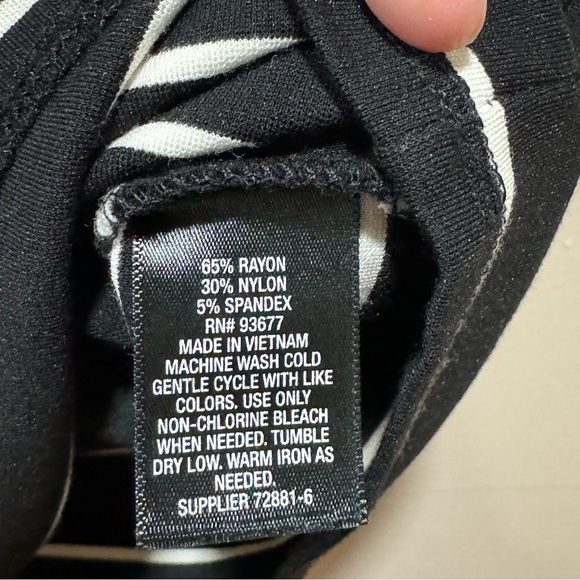 ❤️4 for $20❤️ Worthington Striped Puffy Sleeve Shirt V Neck Size Large - Picture 8 of 9